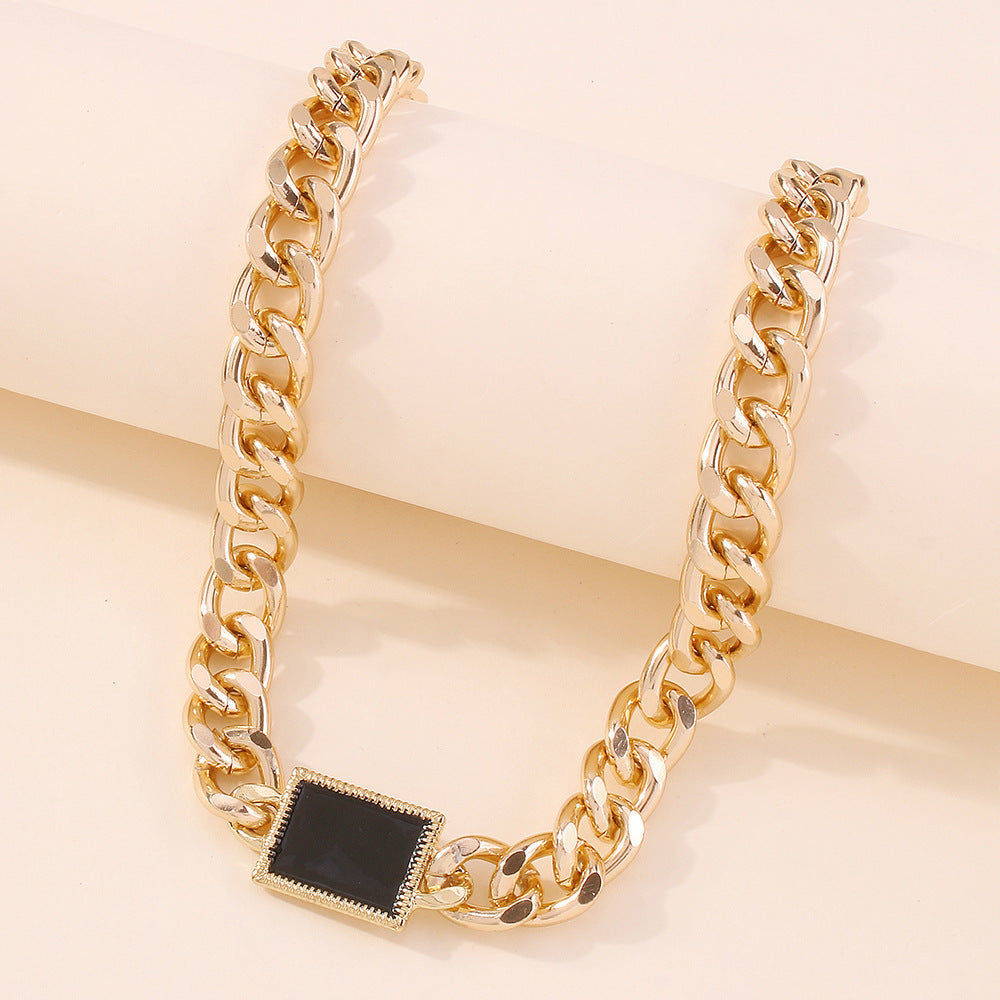 Elegant Gold Chain Necklace - Simple Personality Design